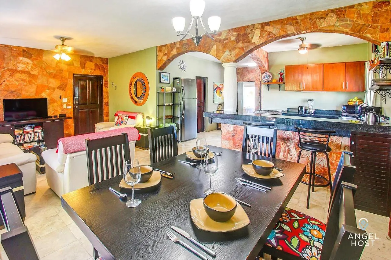 Rosa Blanca Condo In Playacar With Golf Course View! Apartment