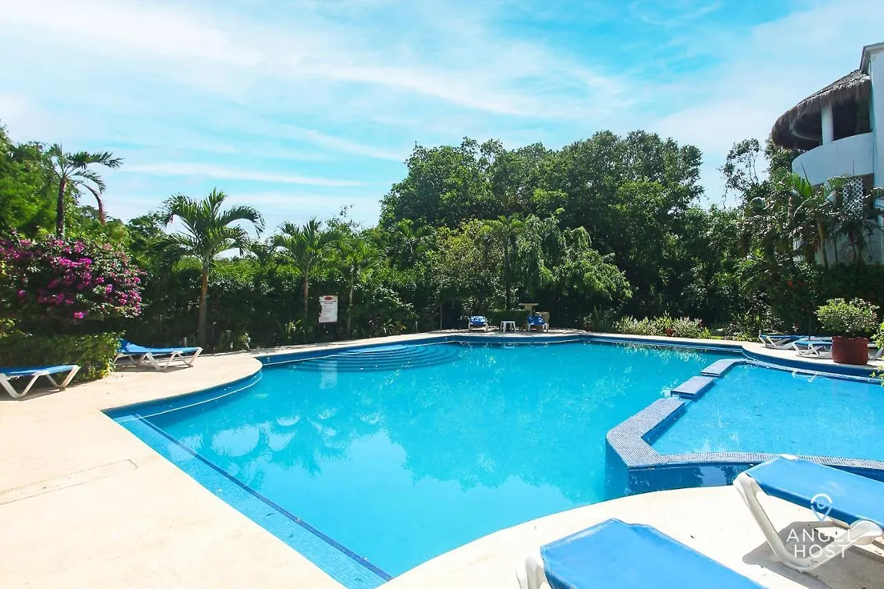 Rosa Blanca Condo In Playacar With Golf Course View!
